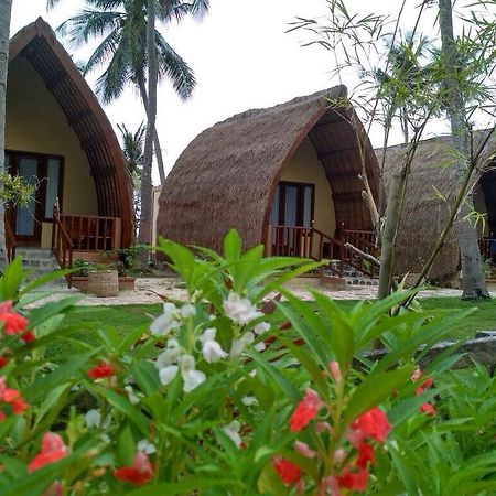 Отель Karimun Lumbung Каримунджава Экстерьер фото