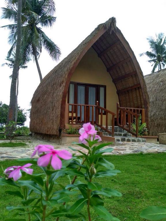 Отель Karimun Lumbung Каримунджава Экстерьер фото